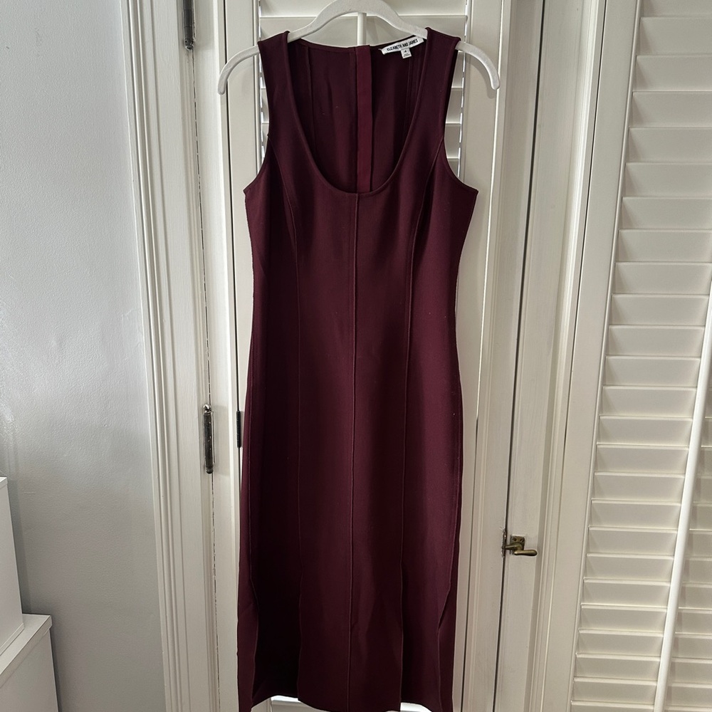 Elizabeth and James Burgundy Sleeveless Dress